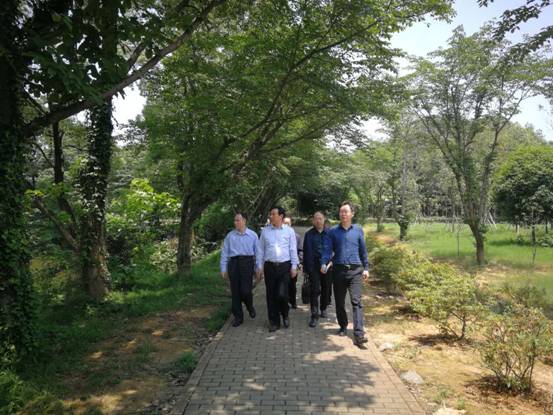 李来木组长一行来我院调研